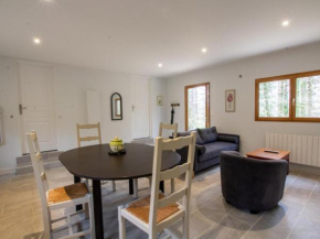 Chalet bois intime avec Wifi, piscine partagée, à 1 km de St Pompont - FR-1-616-429